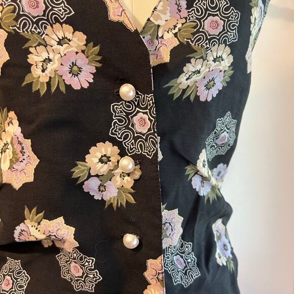 Karen Scott Vintage Black Floral Print Pearl Button Front Vest Top Size Small - Picture 3 of 11
